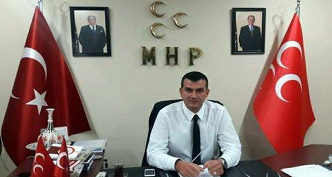 MHP Aydın İl Burak Pehlivan’dan bayrak tepkisi