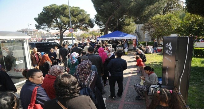 Aydın Büyükşehir Belediyesinden şehitler anısına lokma hayrı