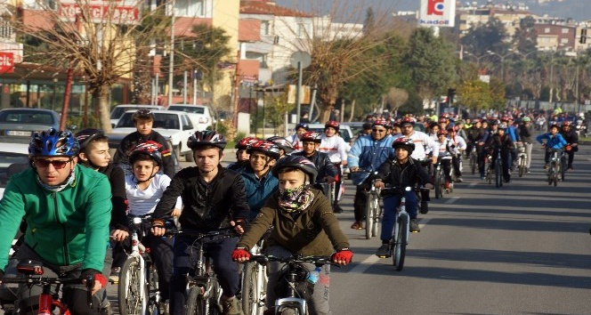 Pedallar Kudüs için döndü