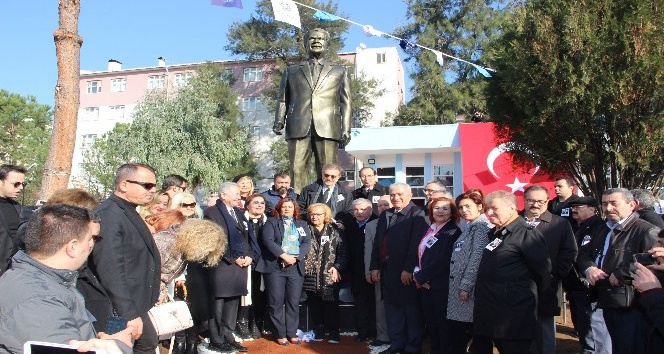 İsmet Sezgin doğum gününde anıldı