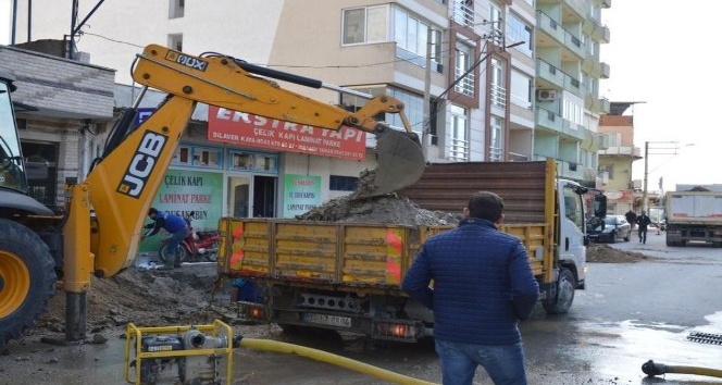 Söke Koçlar Caddesinde düzenleme çalışmalarına başlandı