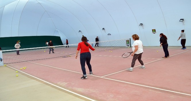 Didim Tenis Akademisi, Didimlileri tenisi öğretecek