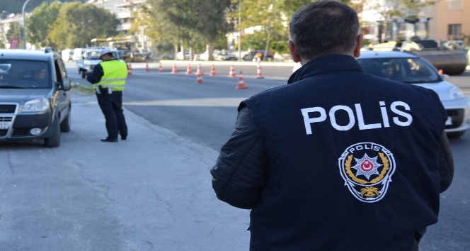 Söke polisi takibe aldığı suçluları yakaladı