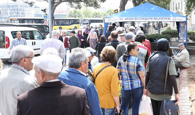 17 ilçede 30 bin kişilik lokma ve pilav hayrı