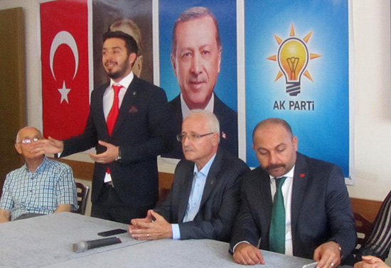 AK PARTİ İLÇE BAŞKANI NAMIK YILDIRIM OLDU