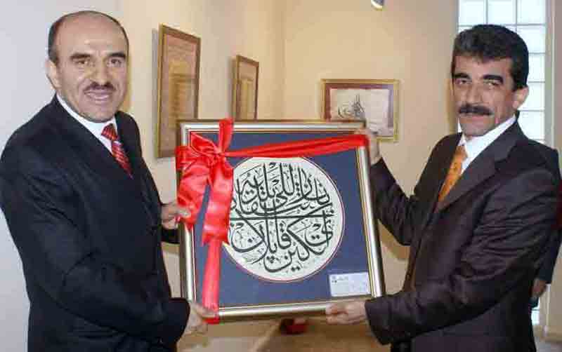 Hattat Yusuf Sezer 41. kişisel sergisini Nazilli’de açtı