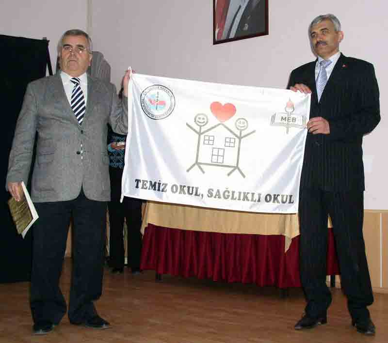 Beyaz Bayrak asılacak okullar belli oldu