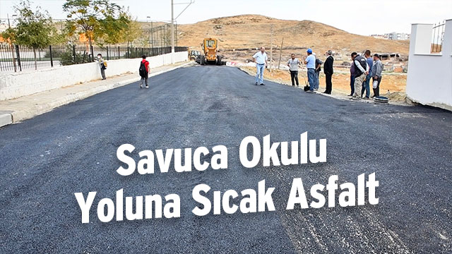 Savuca Okulu Yoluna Sıcak Asfalt