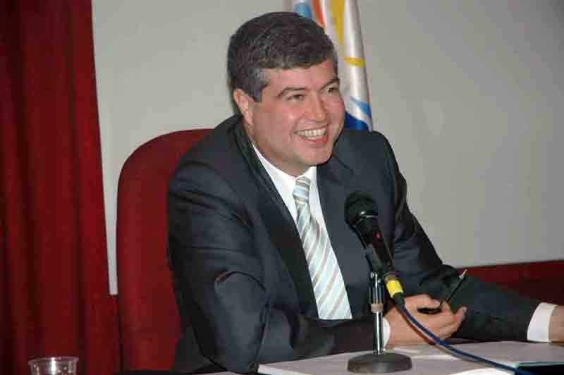 Kuşadası Belediye Başkanı ve 11 Meclis Üyesi hakkında soruşturma izni ve