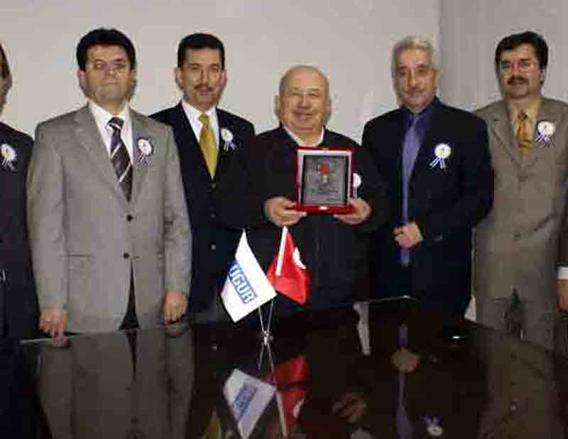 Aydın’da vergi rekortmenleri ödüllendirildi