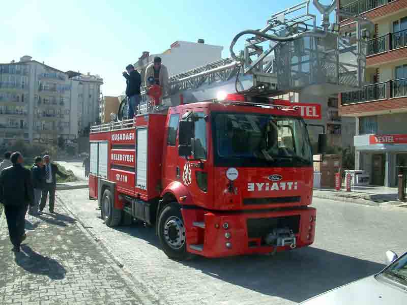 Kuşadası Belediyesi’nin  İtfaiye silosu güçlendi