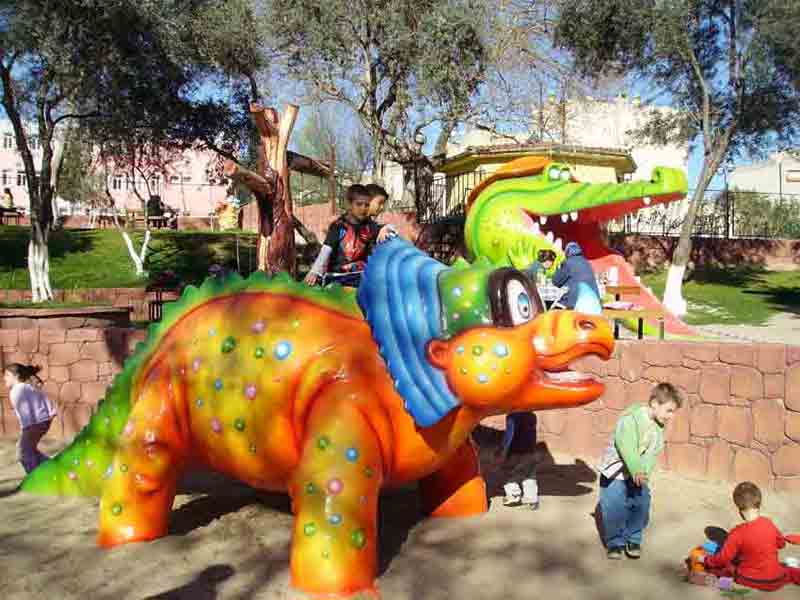 Harikalar Diyarı hafta sonunda doldu taştı