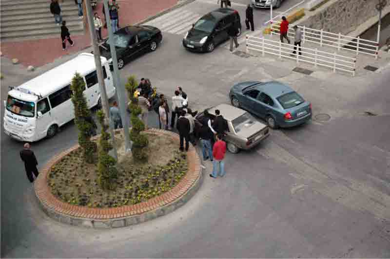 Yol kavgası meydan dayağına dönüştü