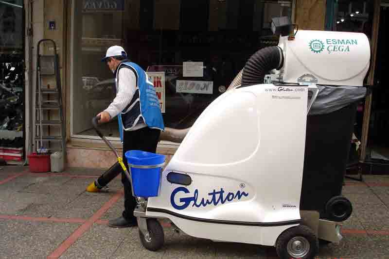 Aydın Belediyesi araç girmeyen yerleri daha rahat temizleyecek