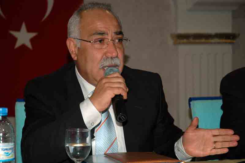 Kuşadası Kaymakamlığı’ndan yeşil kart açıklaması