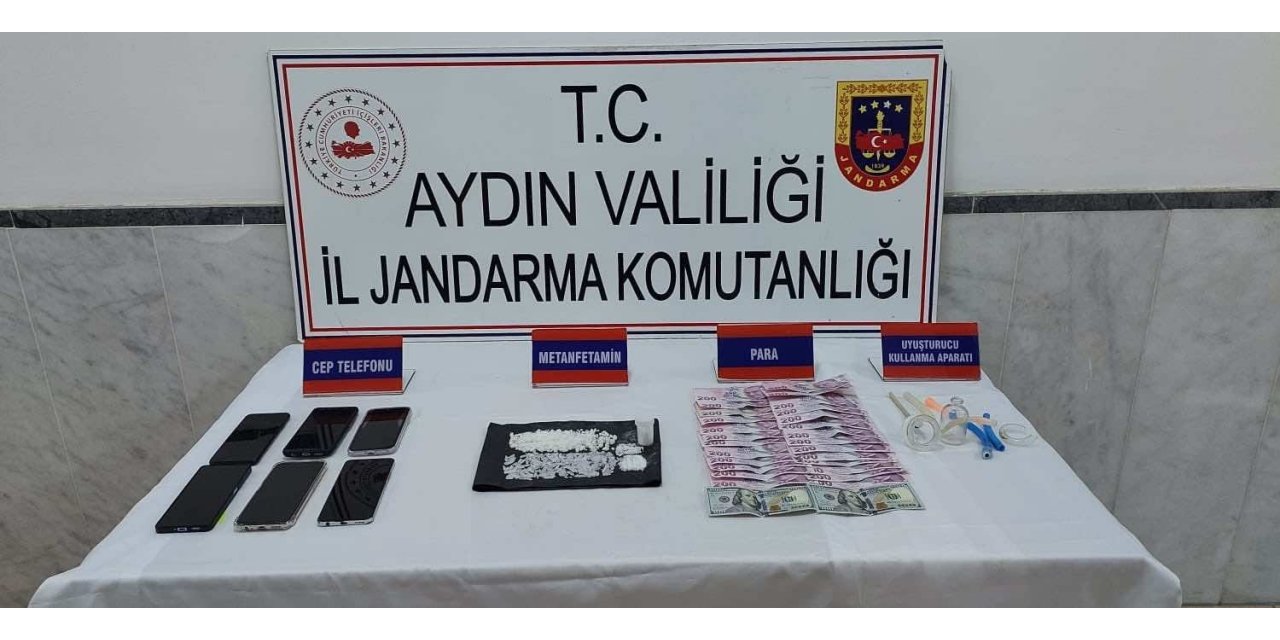 Aydın’a uyuşturucu sokmak isteyen şüpheliler jandarmaya takıldı