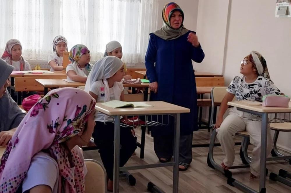 Çine’de Yaz Kur’an Kursu öğrencilerine farkındalık seminerleri veriliyor