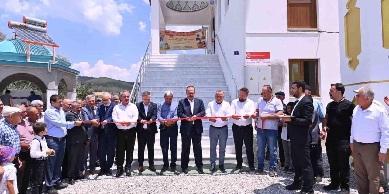 Bozdoğan’da yapımı tamamlanan camii ibadete açıldı