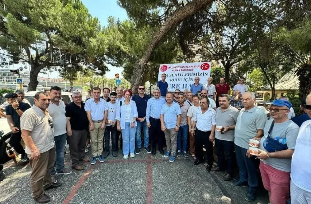 MHP Aydın İl Başkanlığı’ndan aşure hayrı