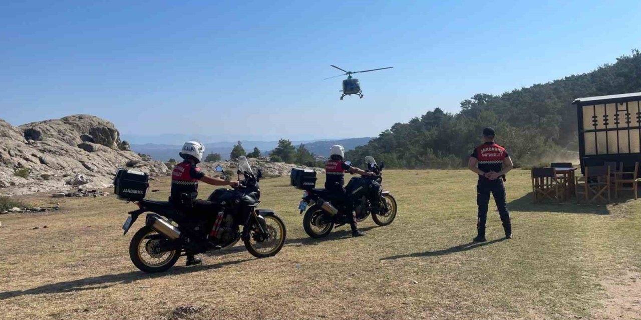 Jandarma ekipleri helikopterli bisiklet faaliyetinde güvenlik önemli aldı