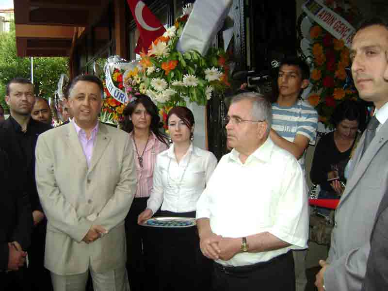 Meandros Restaurant Cafe-Bar’ın açılışı yapıldı