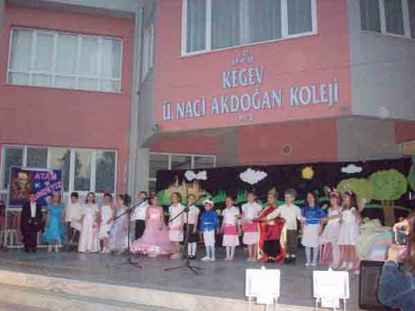 Mini mini birler artık okumayı söktüler