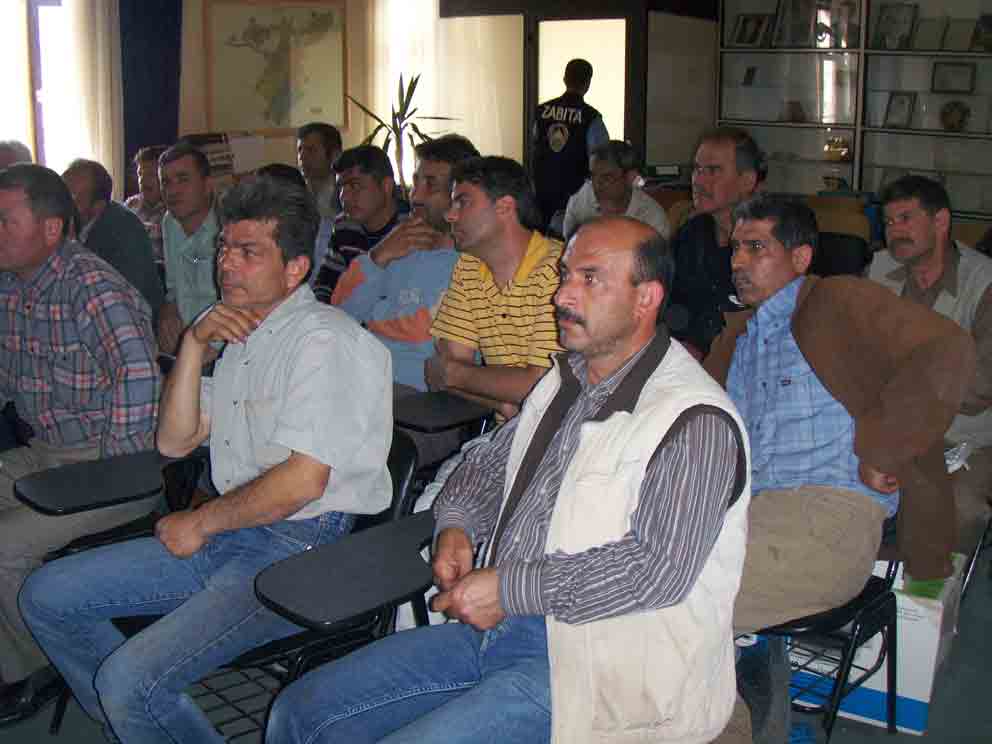 Mahalle arasındaki atölyeli küçük esnaf başının çaresine bakacak