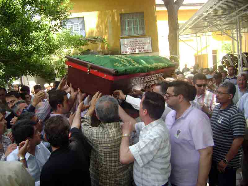 Murat Gencer vefat etti