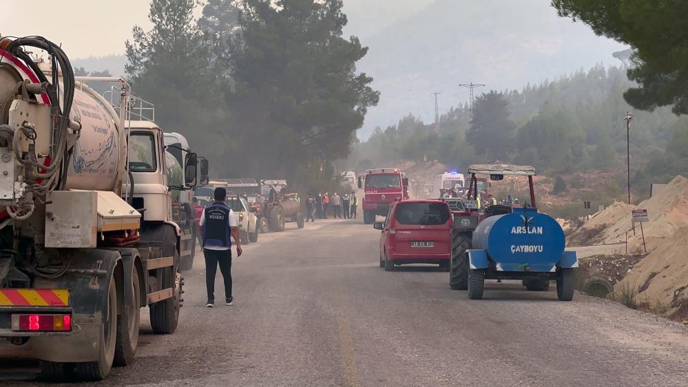 Ormancıların karşı ateşiyle mahalle kurtarıldı