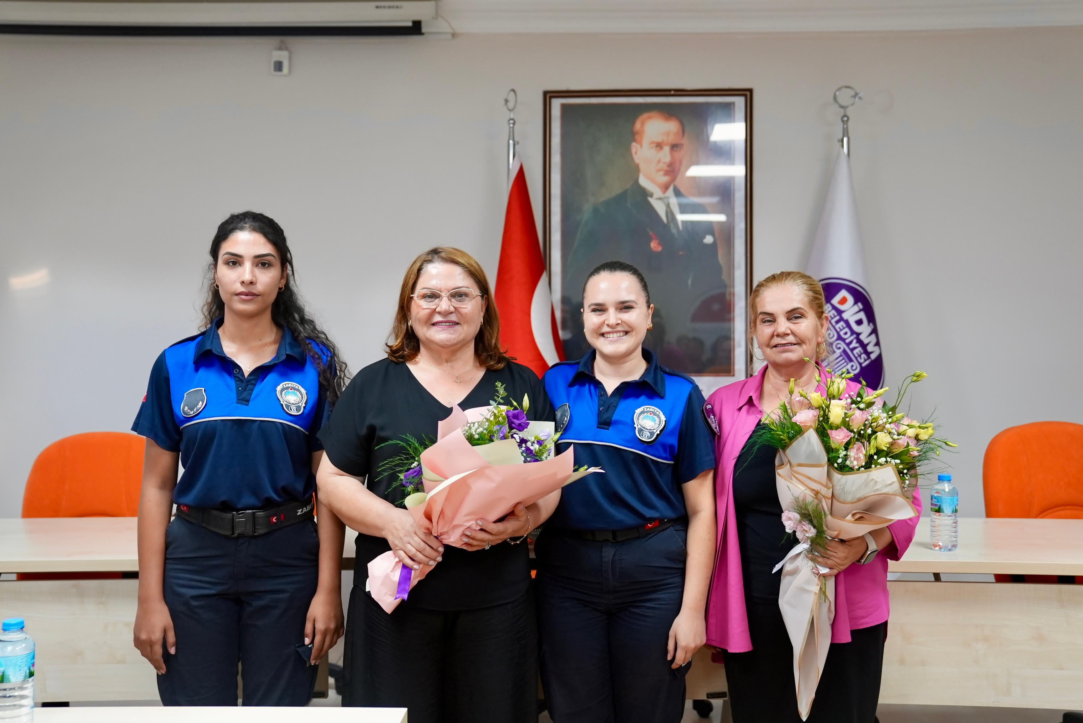 BAŞKAN GENÇAY, ZABITA PERSONELİNİN GÜNÜNÜ KUTLADI