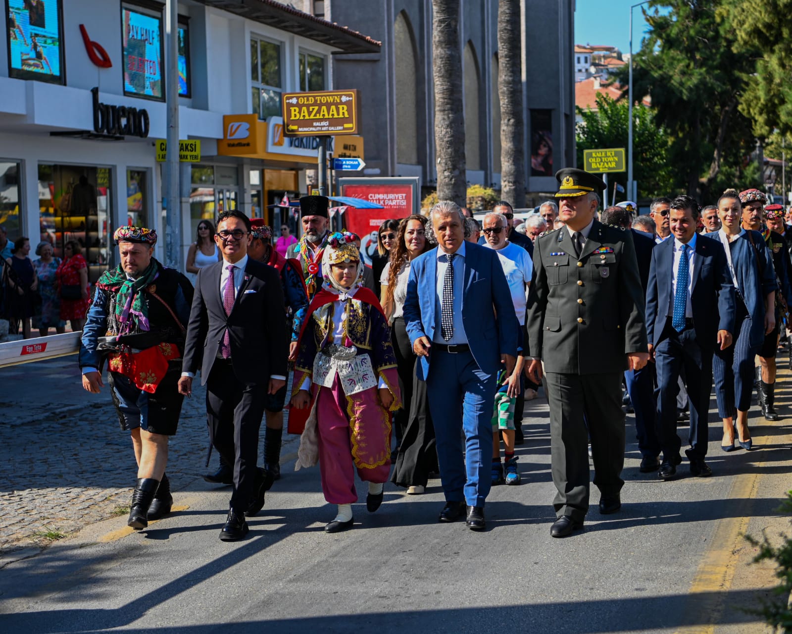 KUŞADASI’NIN DÜŞMAN İŞGALİNDEN KURTULUŞUNUN  102'NCİ YILI COŞKUYLA KUTLANDI