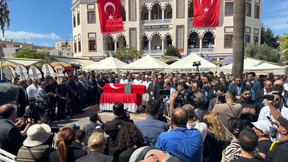 İsrail’in katlettiği Ayşenur, tekbirlerle uğurlandı