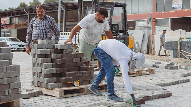 AĞAÇ İŞLERİ SANAYİ SİTESİ’NİN ALT VE ÜSTYAPISI YENİLENDİ