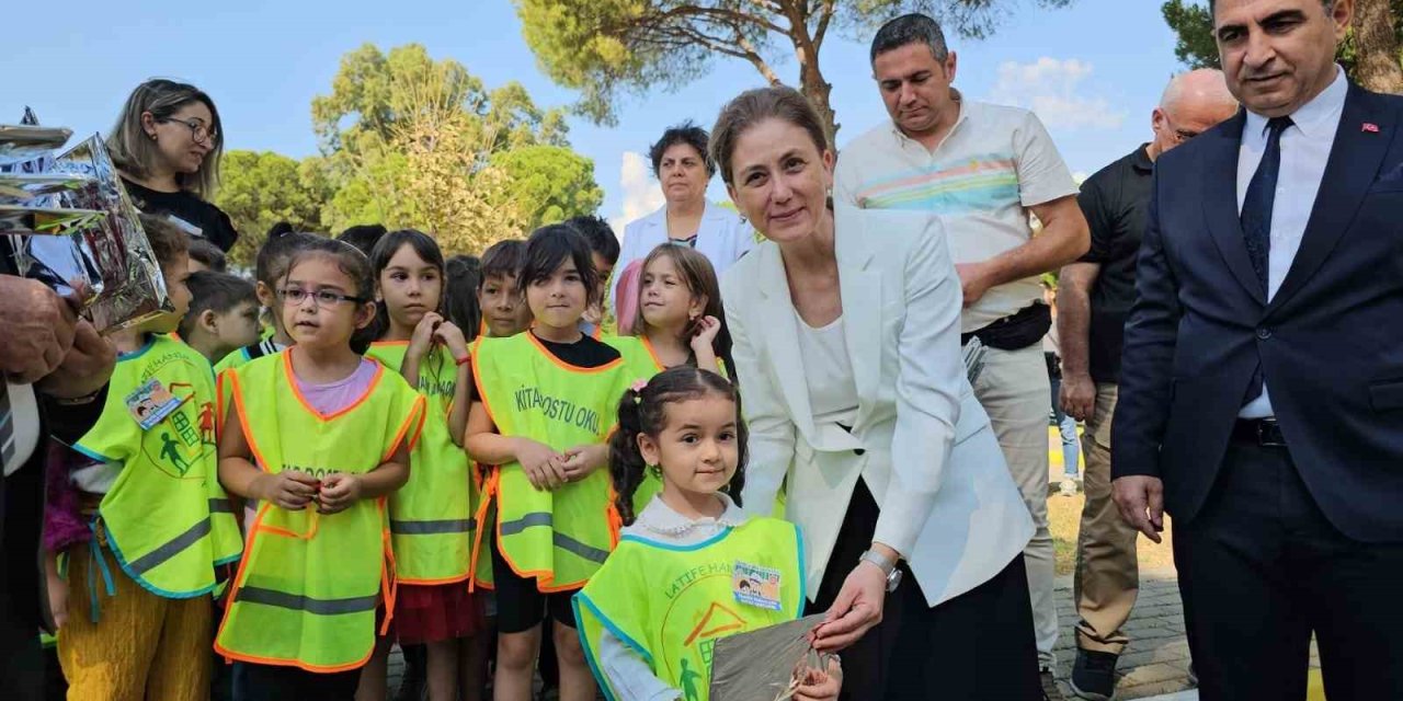 Ana sınıfı öğrencilerinin ilk trafik dersini Kaymakam Kan verdi