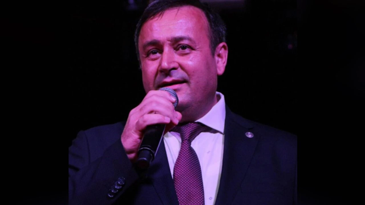 BAŞKAN YARDIMCISI SEYFİ SEYHAN SUVARİ: “MİZANSENİ HAZIR YENİ KUMPASIN OYUNCULARI BELLİ OLDU”