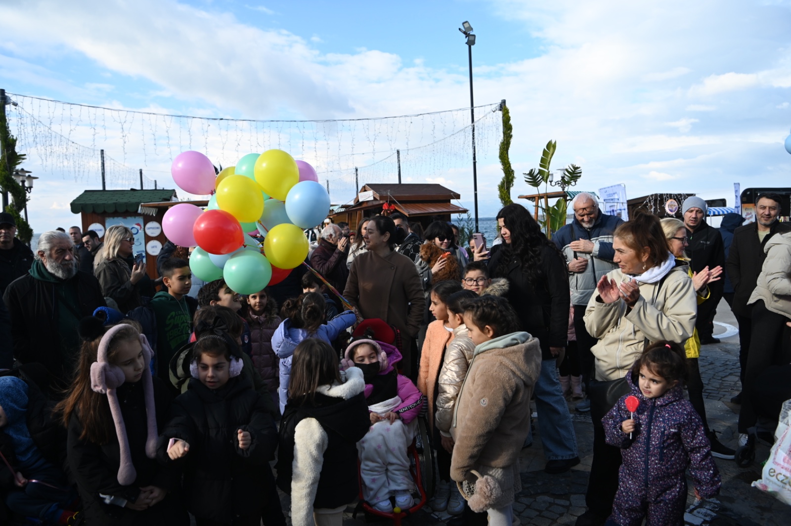 SEVİNÇ BALONLARI SMA HASTASI ÇAĞLA İÇİN GÖKYÜZÜNE UÇTU