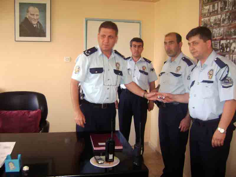 Mayıs ayının başarılı polisleri ödüllendirildi