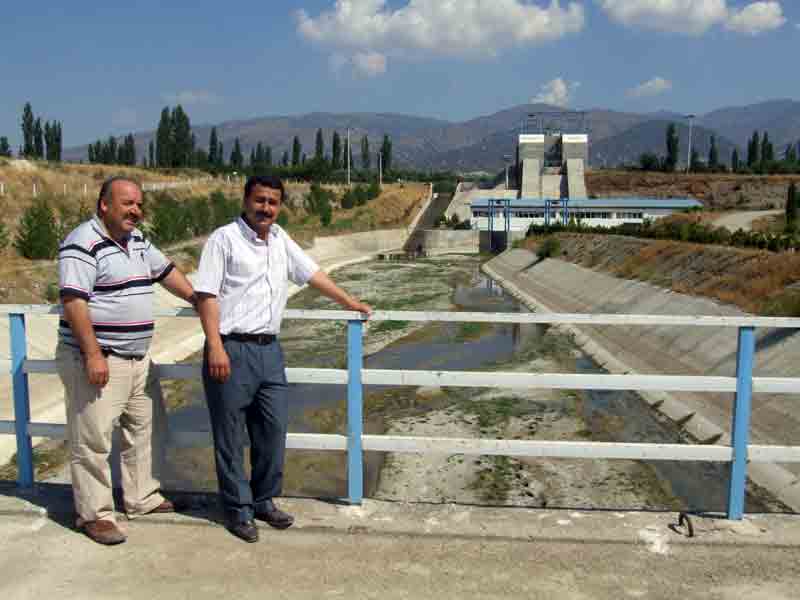 Adıgüzel Barajı’ndan sulama suyu bırakıldı, Kemer ay sonunda!