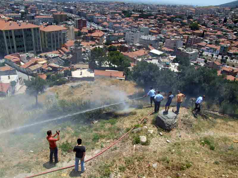 Yaz mevsimiyle birlikte yangınlar başladı