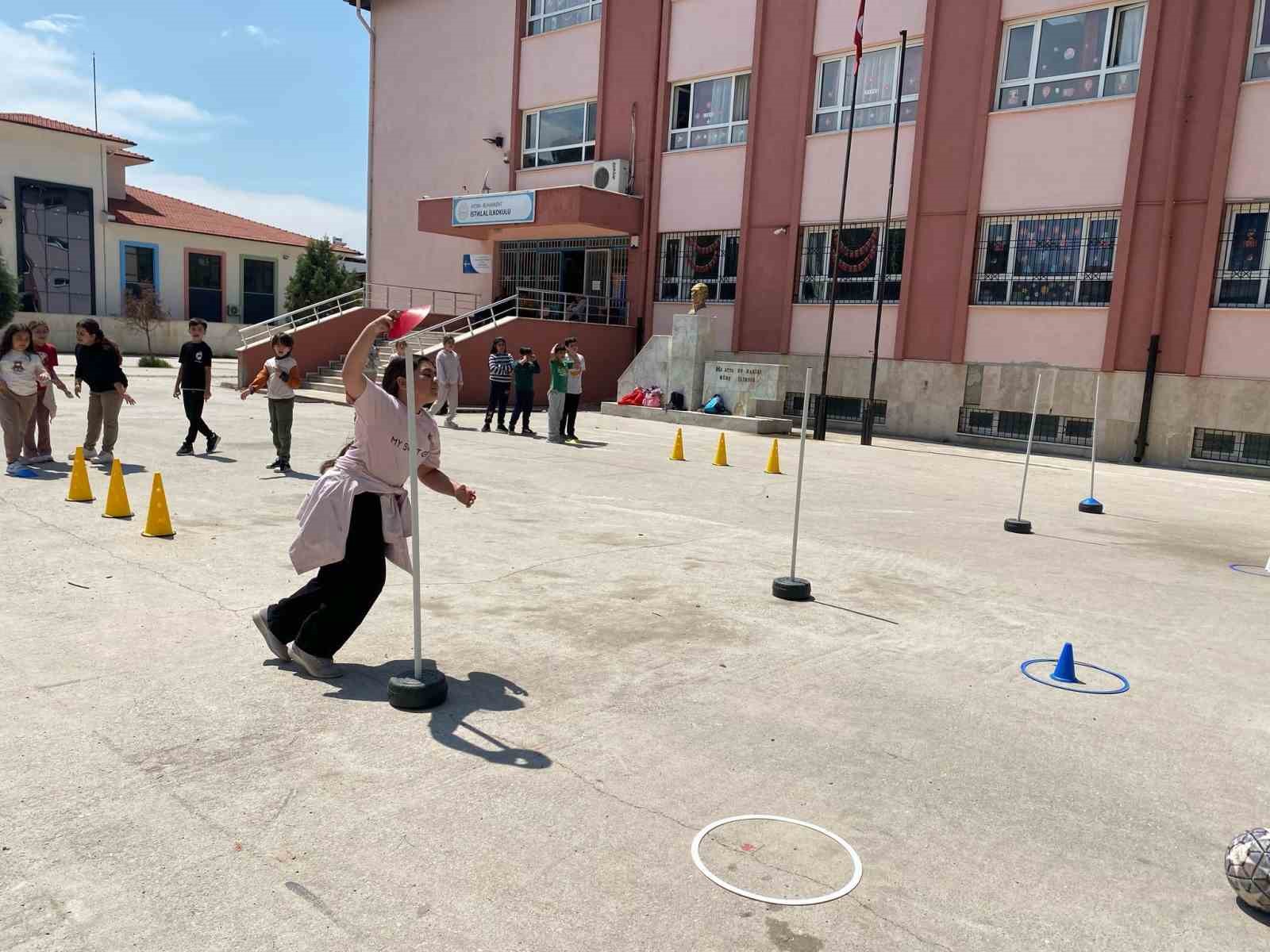 Aydın’da minikler, sporu yaşam tarzına çeviriyor