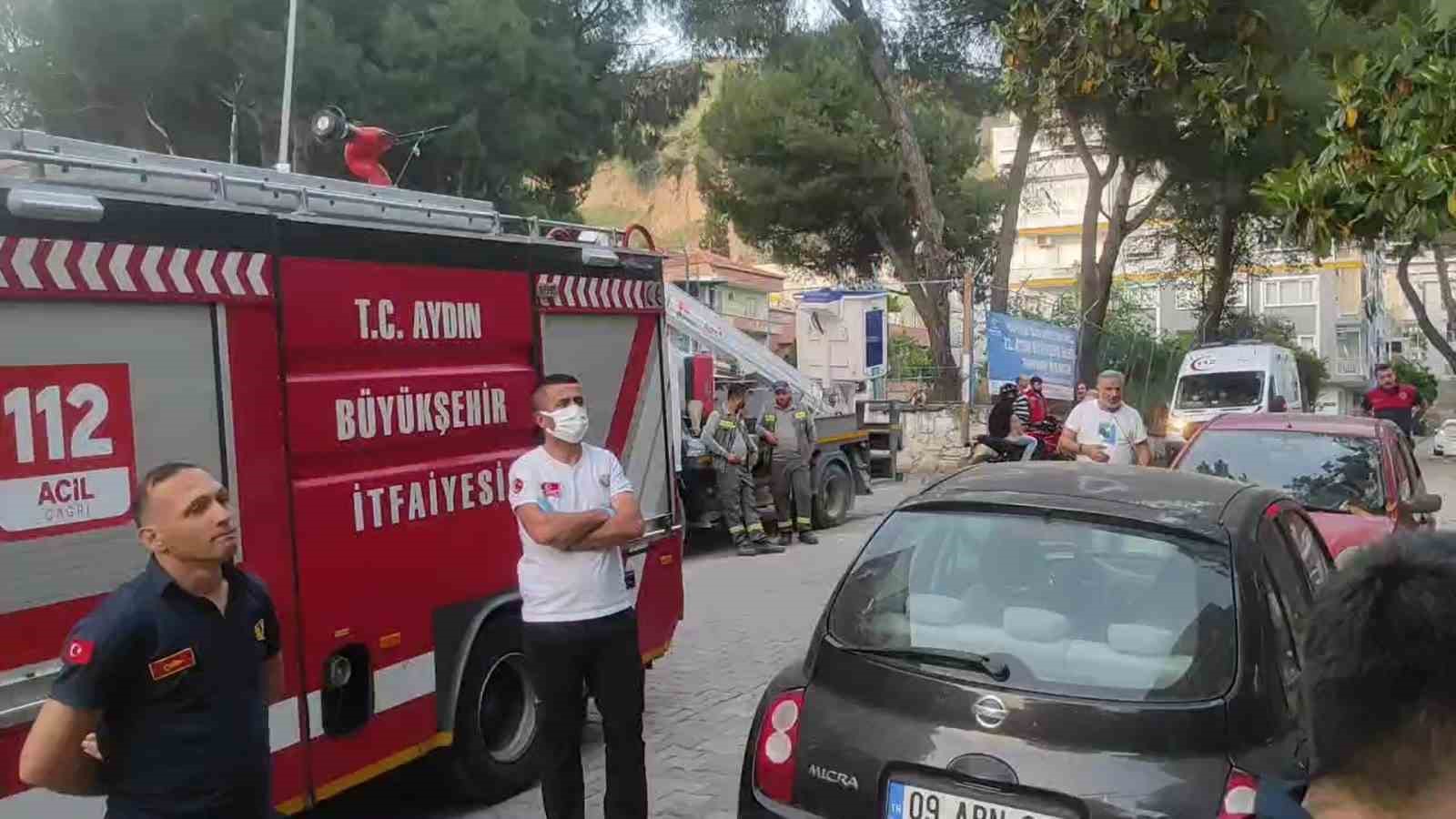 Ocakta unutulan yemek yangın paniğine neden oldu