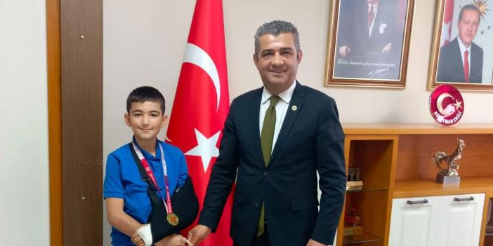 Azmiyle engeli aştı, Türkiye şampiyonu oldu