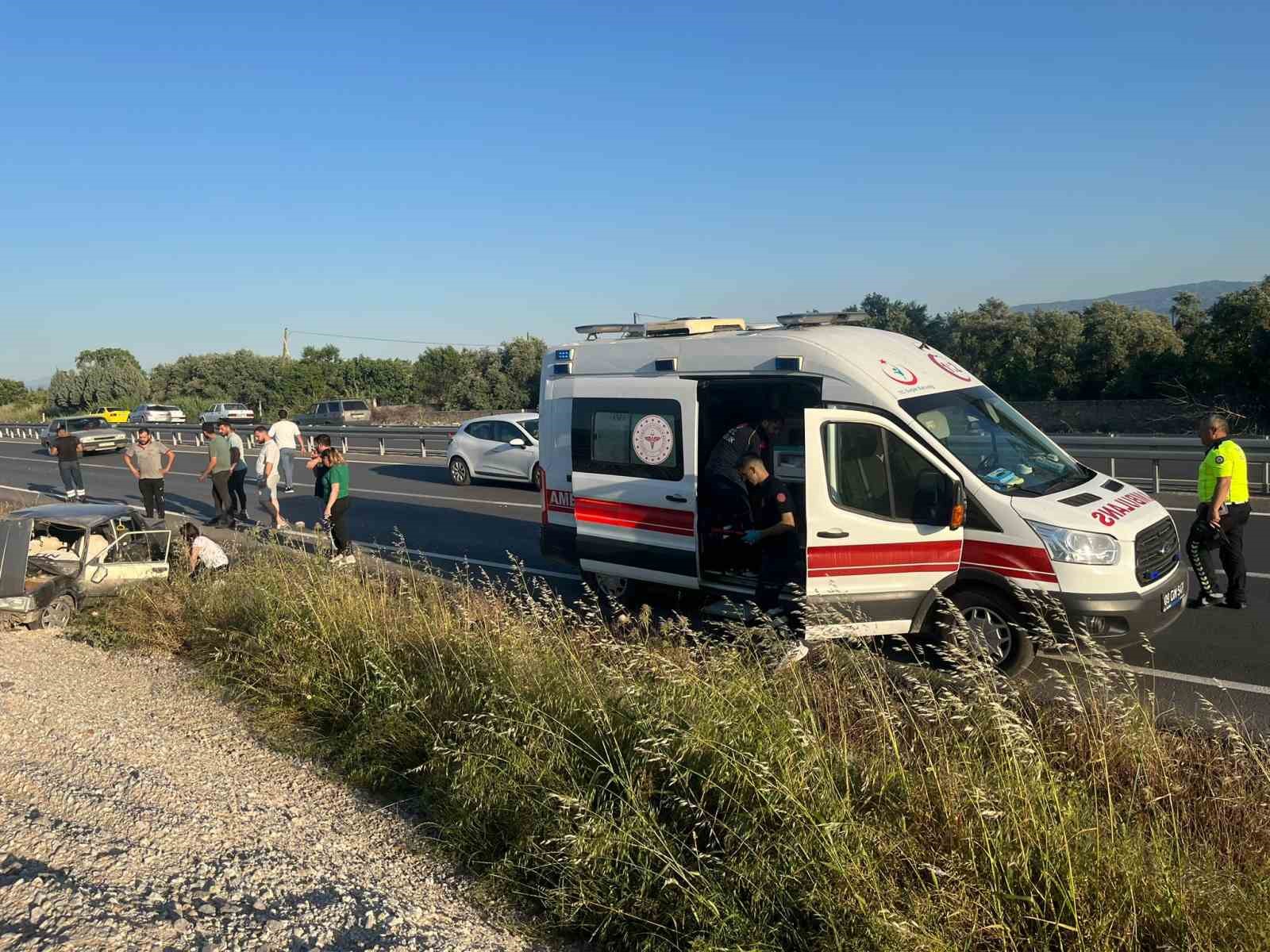 Otomobil takla attı, sürücü yaralandı
