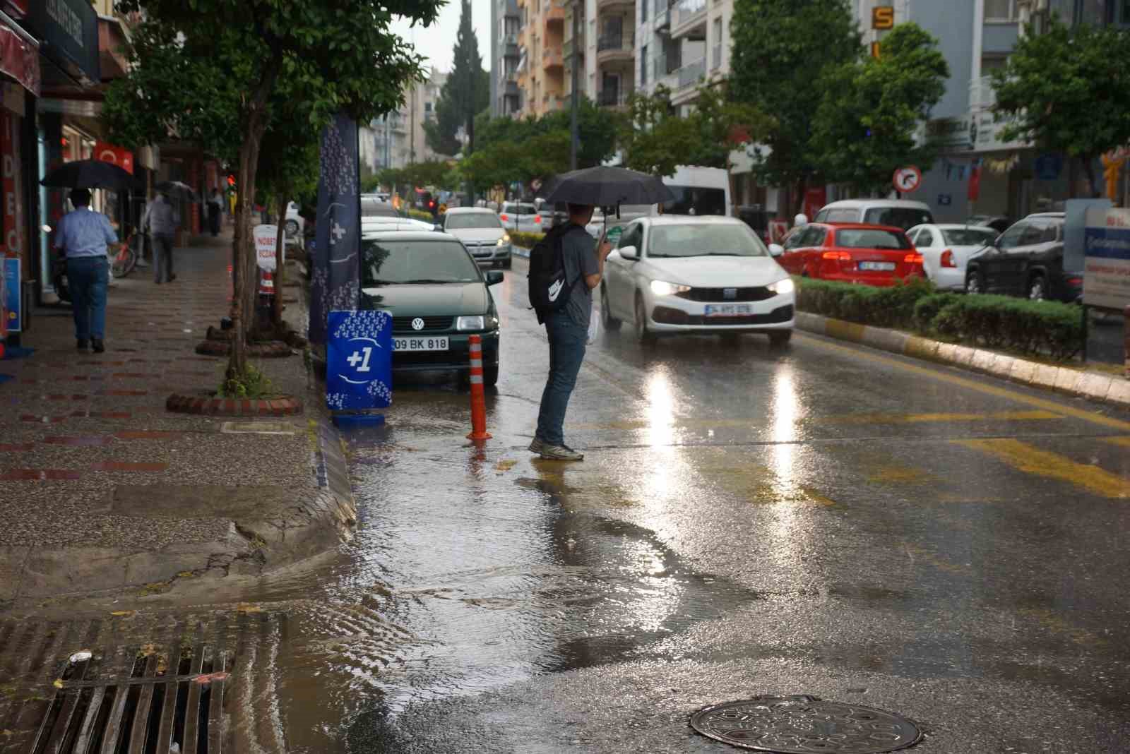 Aydın’da beklenen yağış geldi