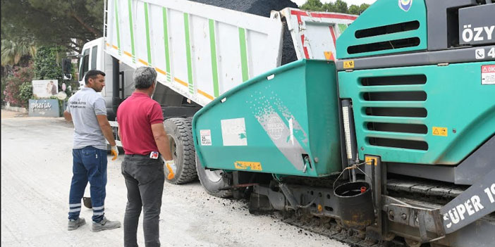 KARAOVA MAHALLESİ’NE 1 AYDA 17 BİN 700 METREKARE YENİ YOL