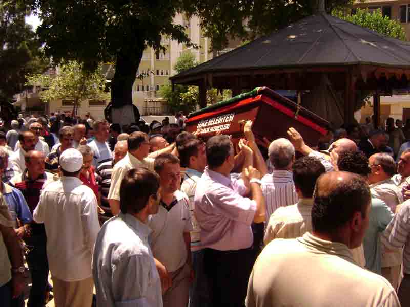 Ali Rıza Davas toprağa verildi