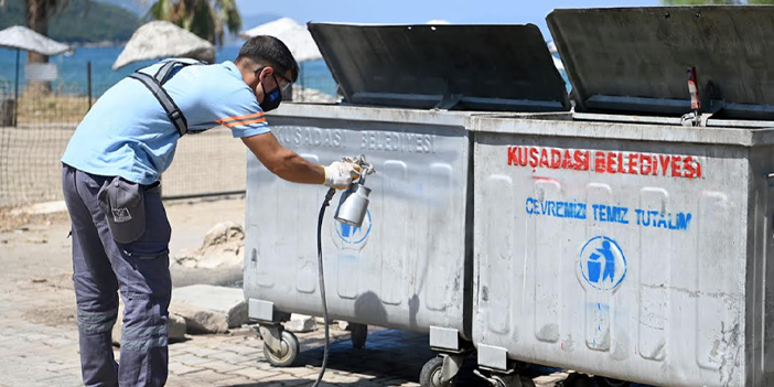 CADDE VE SOKAKLAR KÖŞE BUCAK TEMİZLENDİ!