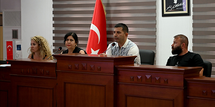 KUŞADASI BELEDİYE MECLİSİ DAVUTLAR’DA TOPLANDI