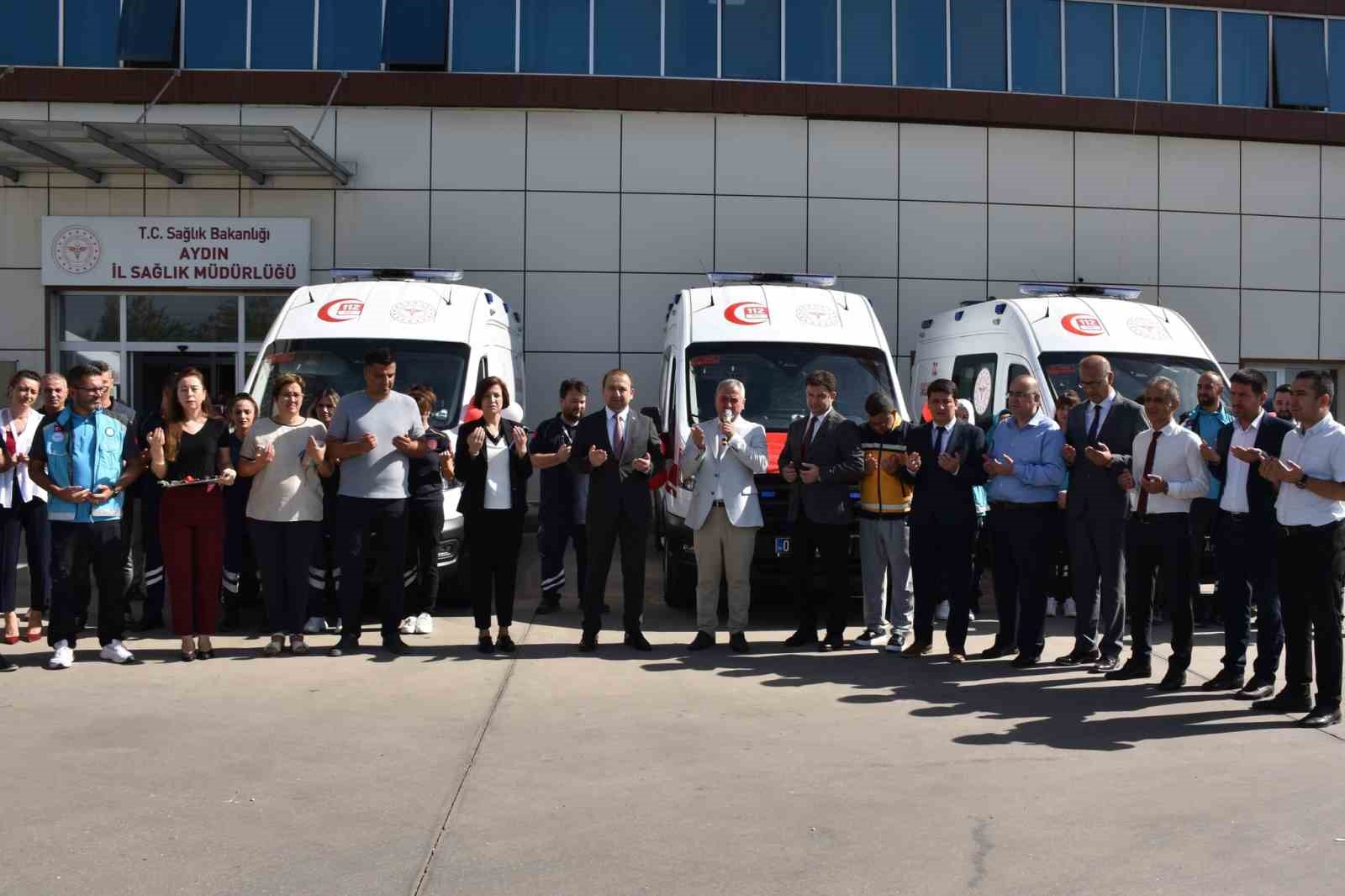 Aydın’da 3 yeni ambulans sağlık filosuna katıldı