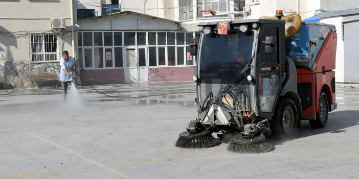 OKULLAR YENİ EĞİTİM ÖĞRETİM YILINA HAZIRLANIYOR